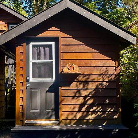 The Hiker Huts Hotel Port Renfrew Ngoại thất bức ảnh